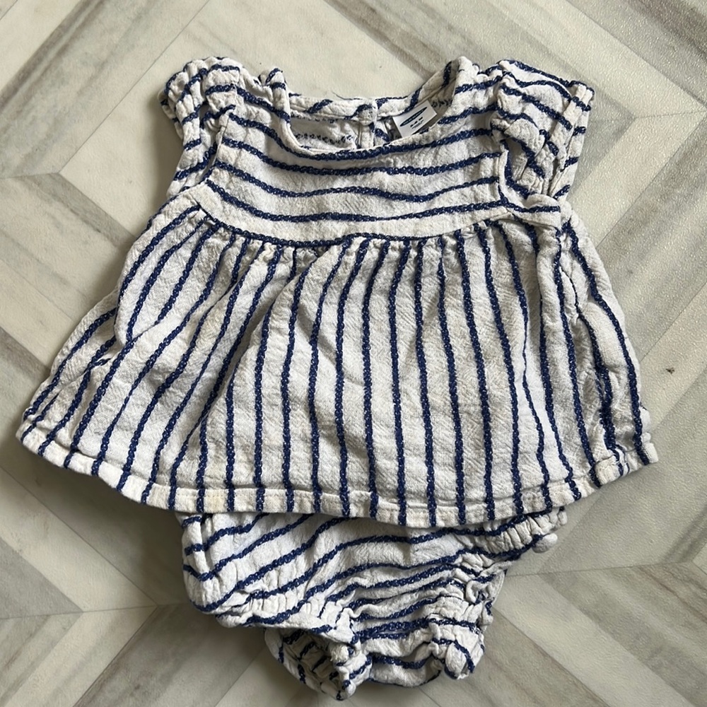 Baby stripe set